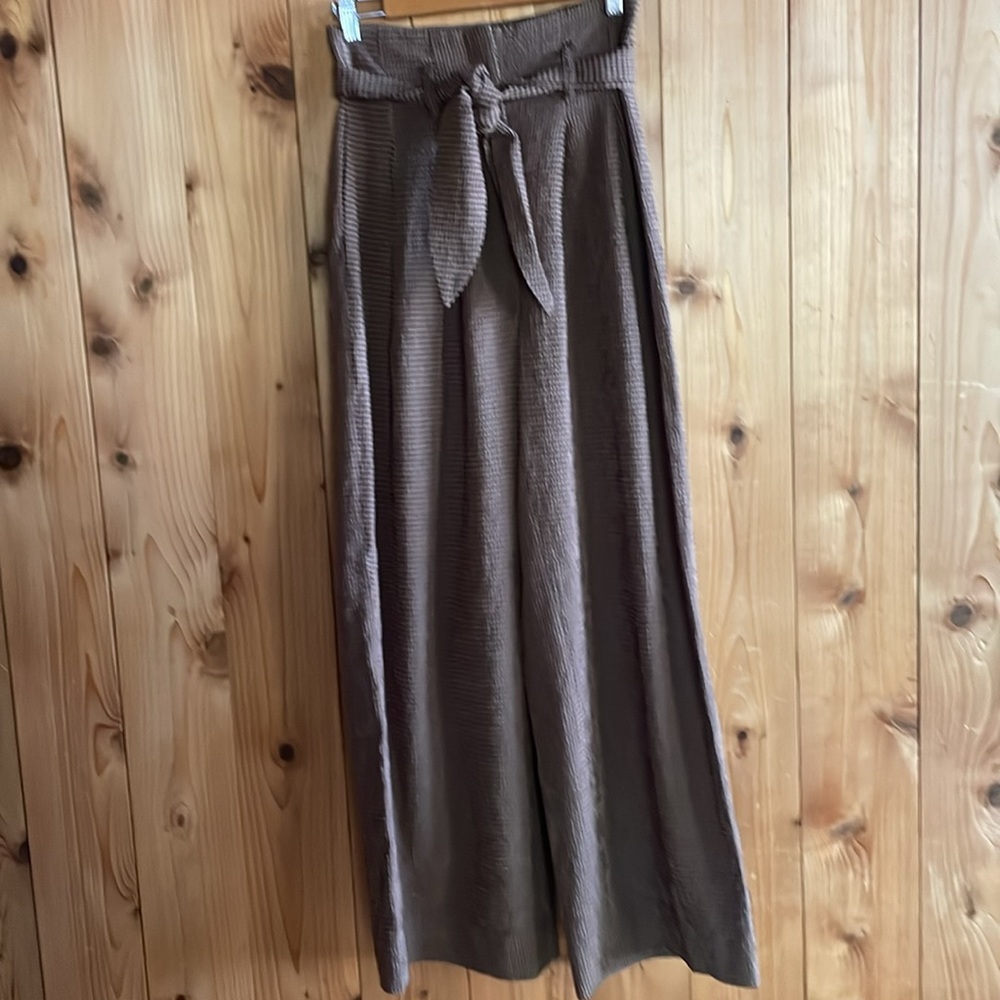 Nanushka High Waisted Check Crop Paperbag Pants - Picture 4 of 9